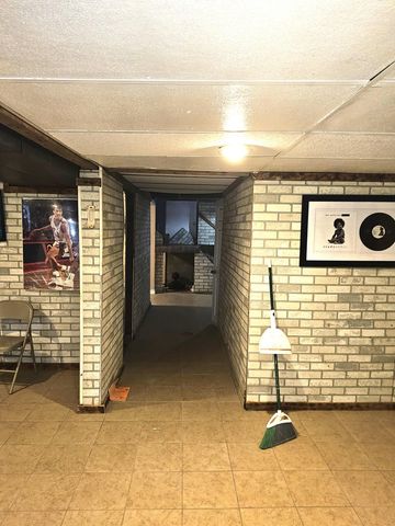 1212 W Taft Street, Gary, IN 46404