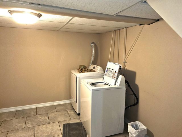 1212 W Taft Street, Gary, IN 46404