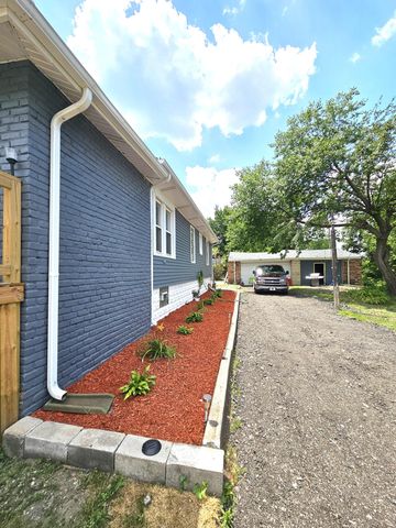 1212 W Taft Street, Gary, IN 46404