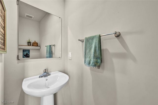 433 Roberta Drive, Painesville, OH 44077