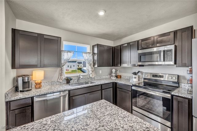 433 Roberta Drive, Painesville, OH 44077