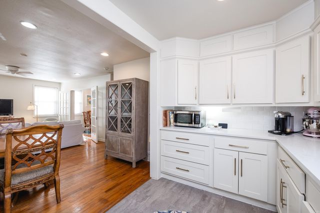 6713 Longwood Road, Cammack Village, AR 72207