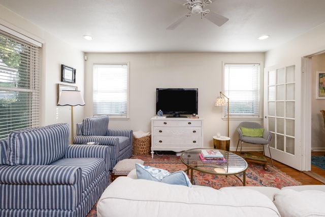 6713 Longwood Road, Cammack Village, AR 72207