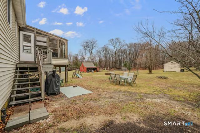 9 Thompson Road, Franklin, CT 06254