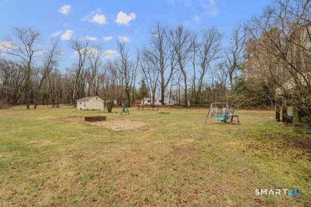 9 Thompson Road, Franklin, CT 06254