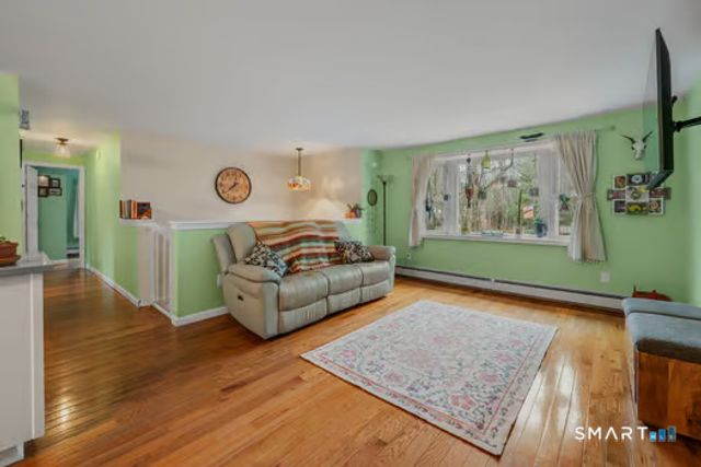 9 Thompson Road, Franklin, CT 06254