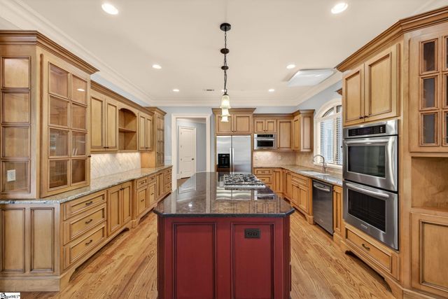 105 Treetops Court, Greer, SC 29650
