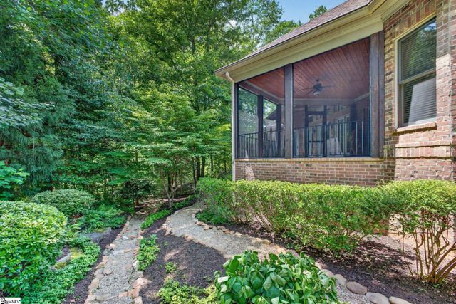 105 Treetops Court, Greer, SC 29650