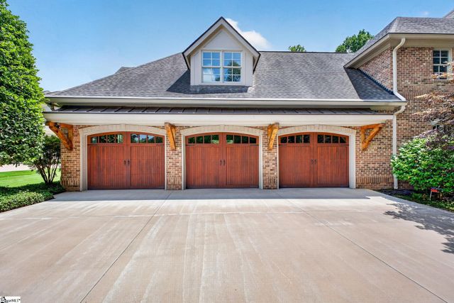 105 Treetops Court, Greer, SC 29650