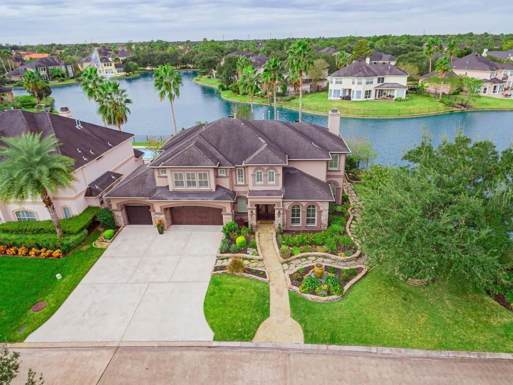 19823 Parkwater Circle, Katy, TX 77450