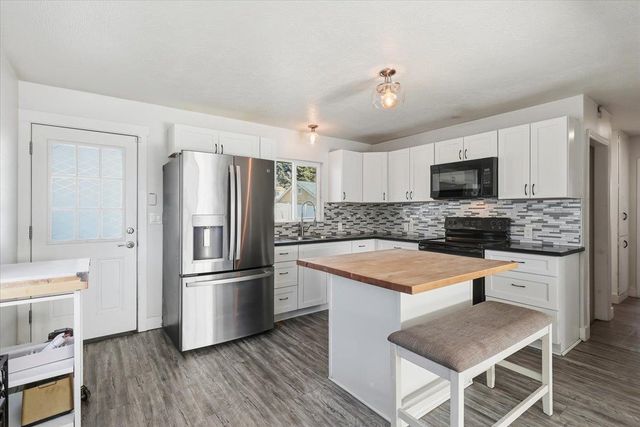 3723 E Fairview Ave, Spokane, WA 99217