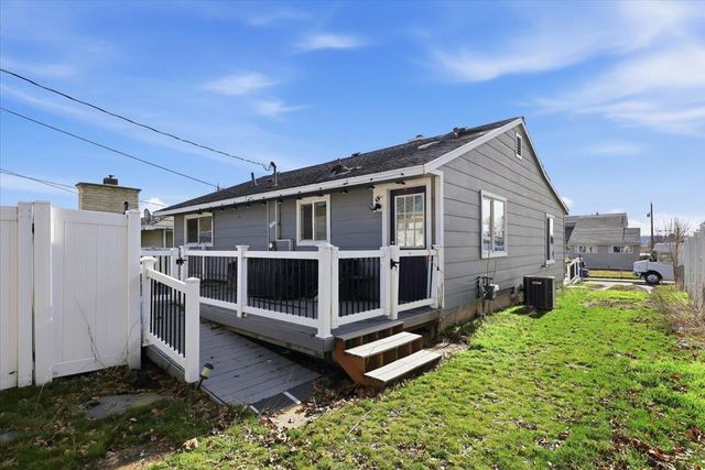 3723 E Fairview Ave, Spokane, WA 99217