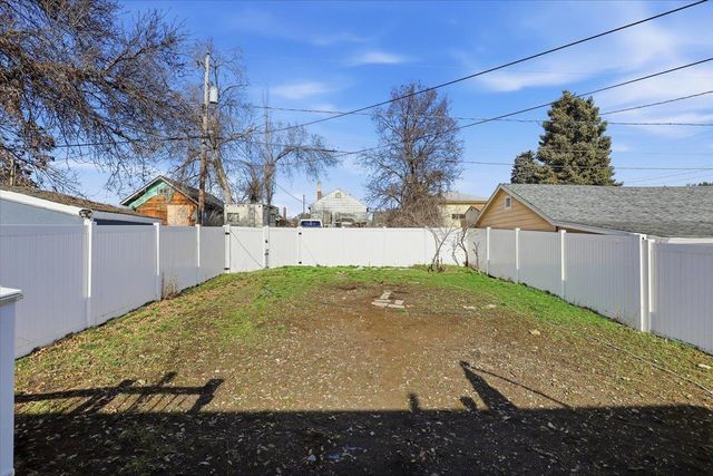 3723 E Fairview Ave, Spokane, WA 99217