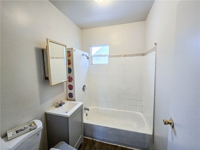 524 Dewey Avenue, Rochester, NY 14613