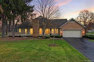 4535 4535 Golf View Dr Drive 97, Brighton, MI 48116