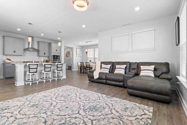 6996 Pickett Place, Carmel, IN 46033