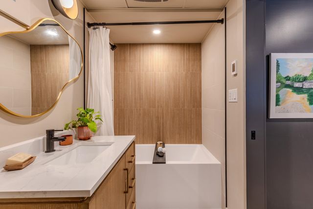 1161 Little Pond Road, Londonderry, VT 05148