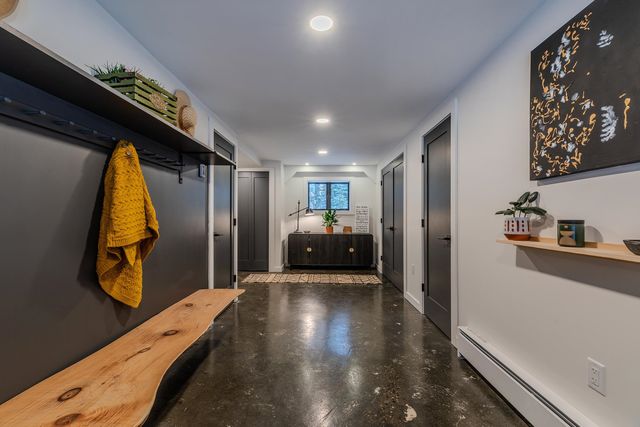 1161 Little Pond Road, Londonderry, VT 05148