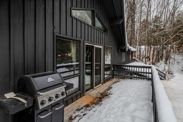 1161 Little Pond Road, Londonderry, VT 05148