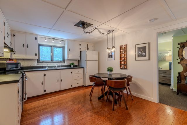 1161 Little Pond Road, Londonderry, VT 05148