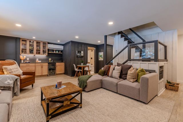 1161 Little Pond Road, Londonderry, VT 05148