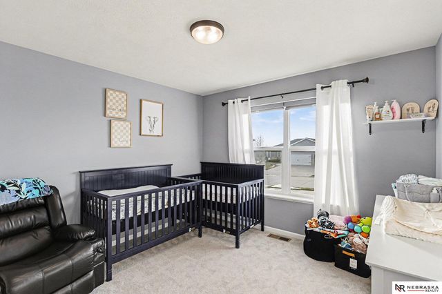 1290 Oakview Drive, Hickman, NE 68372