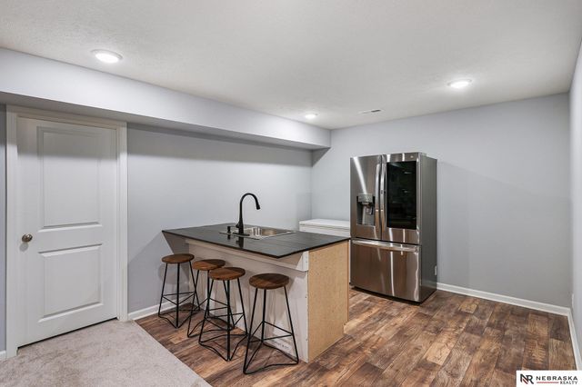 1290 Oakview Drive, Hickman, NE 68372