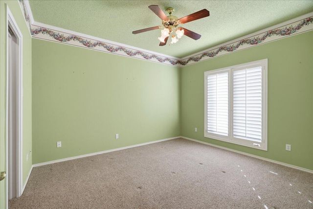 1703 E Casa Linda Lane, Brownfield, TX 79316