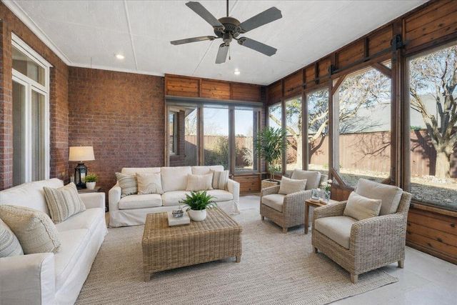 1703 E Casa Linda Lane, Brownfield, TX 79316