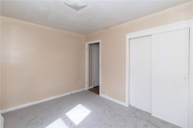 7109 N Cherry Lane, Gladstone, MO 64118