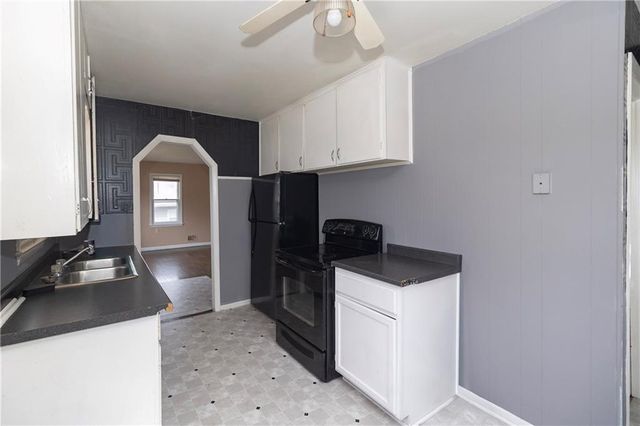 7109 N Cherry Lane, Gladstone, MO 64118