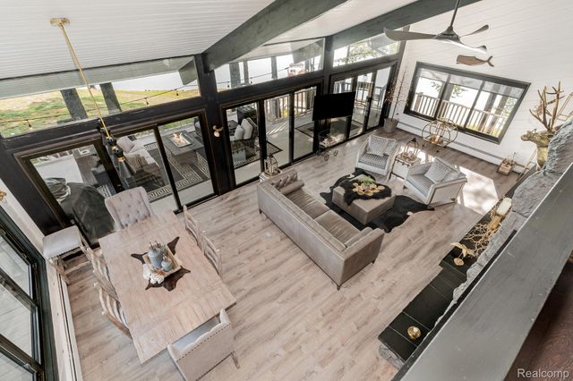 2380 Islanders Way, Gladwin, MI 48624