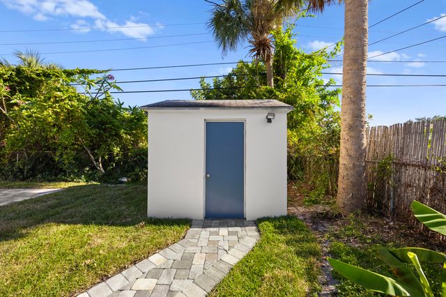 143 E 23rd Street, Riviera Beach, FL 33404