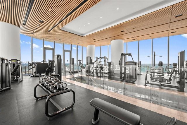 300 Biscayne Blvd Way 1106E, Miami, FL 33131