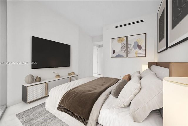 300 Biscayne Blvd Way 1106E, Miami, FL 33131