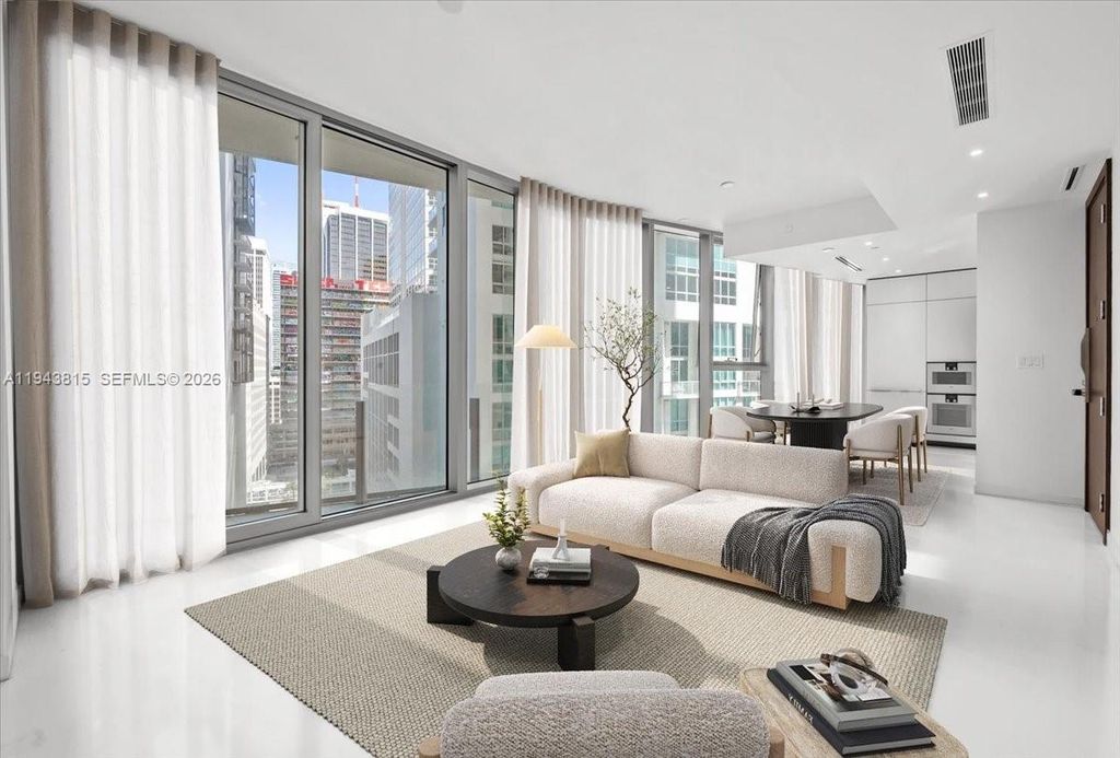 300 Biscayne Blvd Way 1106E, Miami, FL 33131