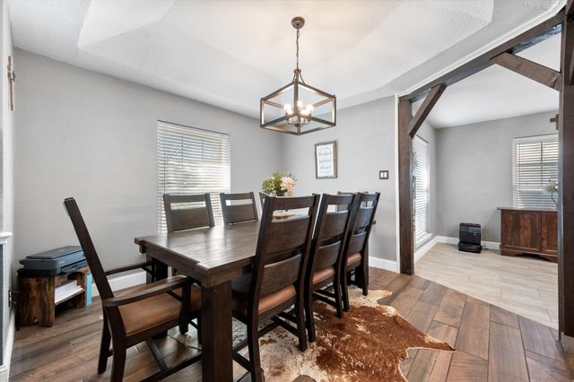 10124 Stoneleigh Drive, Benbrook, TX 76126