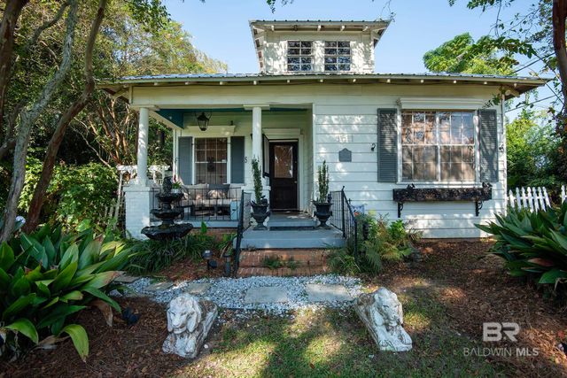 1011 Main Street, Daphne, AL 36526