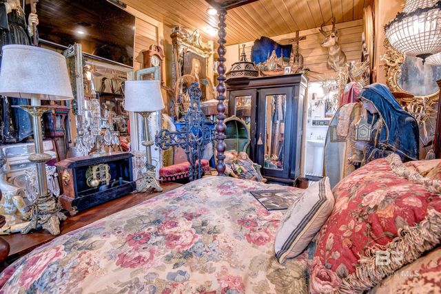 1011 Main Street, Daphne, AL 36526