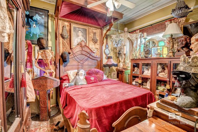 1011 Main Street, Daphne, AL 36526