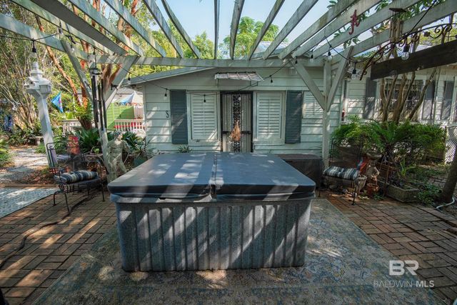 1011 Main Street, Daphne, AL 36526