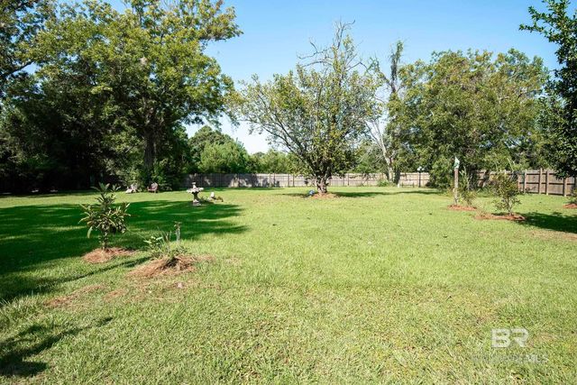 1011 Main Street, Daphne, AL 36526