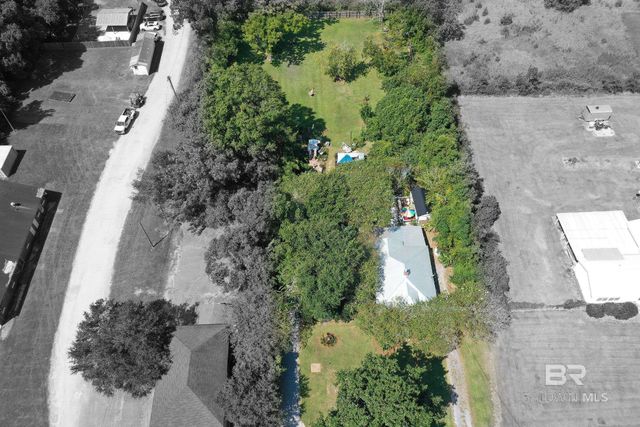 1011 Main Street, Daphne, AL 36526