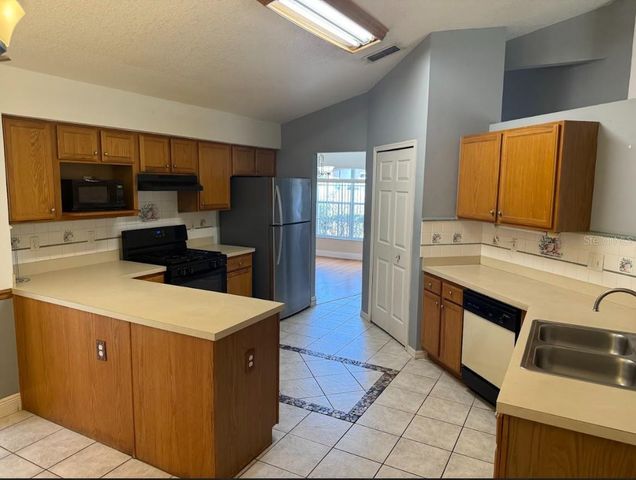 744 MEADOW PARK DRIVE, Minneola, FL 34715