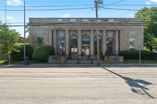 1190 Main Street, West Warwick, RI 02893