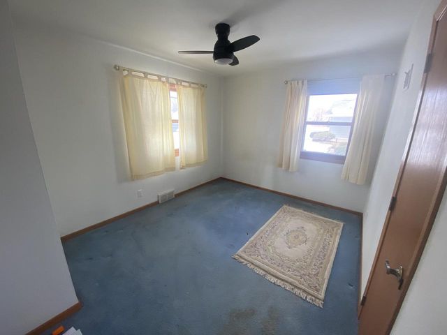 526 11th AVENUE N, Onalaska, WI 54650