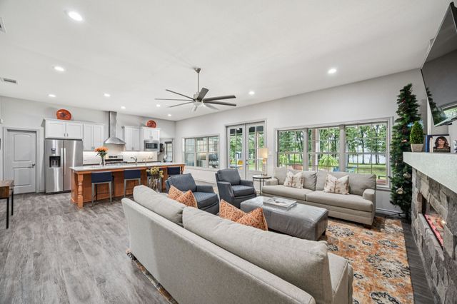 7239 Open Water Point, Quinlan, TX 75474