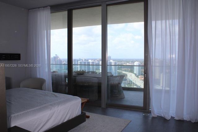 18975 Collins Ave 2905, Sunny Isles Beach, FL 33160