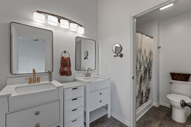27675 Red Thistle Drive, Elkhart, IN 46514