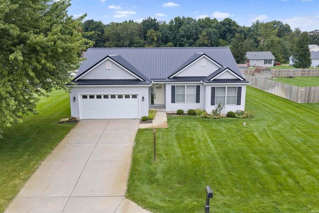27675 Red Thistle Drive, Elkhart, IN 46514
